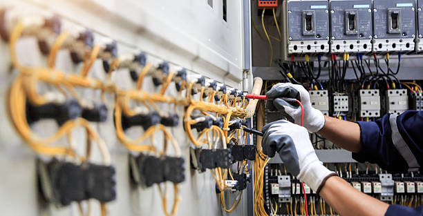 Professional Electrician technician working in Forsyth, MO